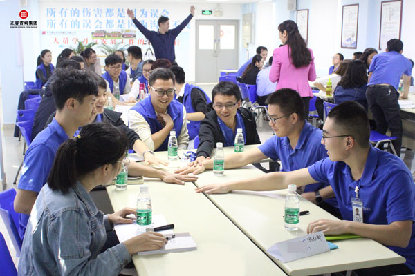 熱烈祝賀德永佳《企業(yè)內(nèi)訓(xùn)師培訓(xùn)TTT》研修課程成功舉辦！