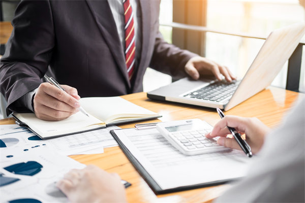 企業(yè)管理之要讓員工跟隨你，保持一致