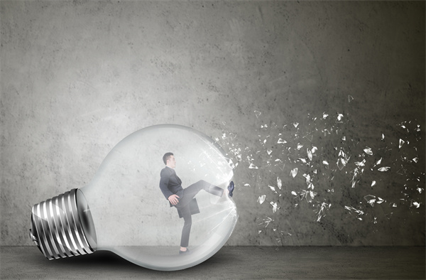 戰(zhàn)略咨詢：如何應(yīng)對(duì)新基建帶來的機(jī)遇？