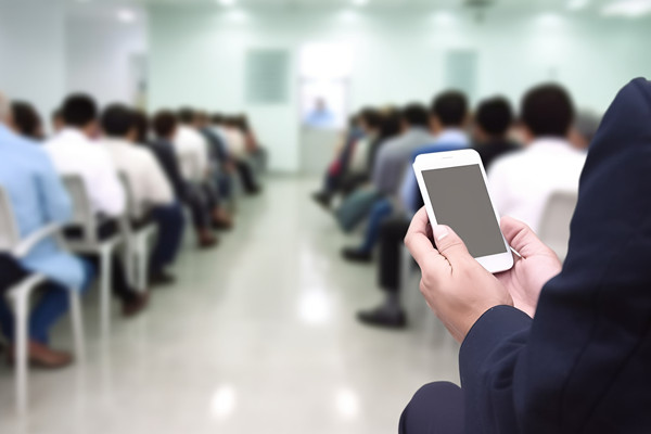 滾動(dòng)預(yù)算咨詢：協(xié)助企業(yè)實(shí)施滾動(dòng)預(yù)算，持續(xù)優(yōu)化預(yù)算