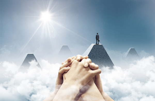 年度轉(zhuǎn)型升級計劃：轉(zhuǎn)型升級，提質(zhì)增效