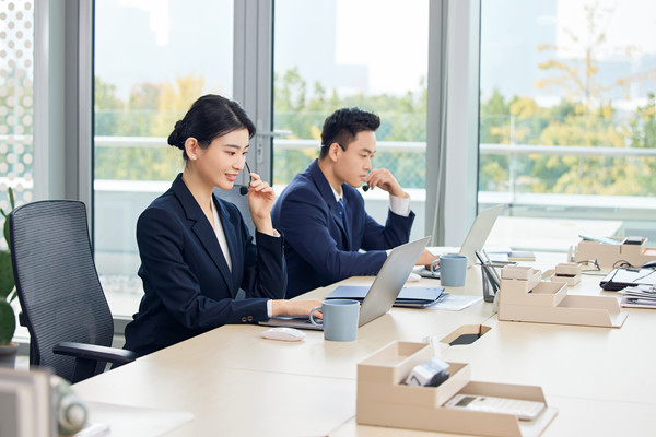 客戶關(guān)系管理：建立長期、穩(wěn)定的客戶關(guān)系