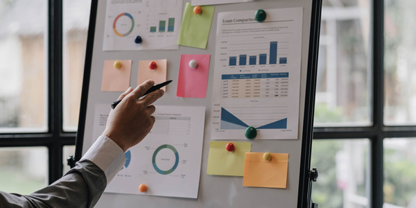 集團管控：從分散到集中，打造高效協(xié)同的管控模式