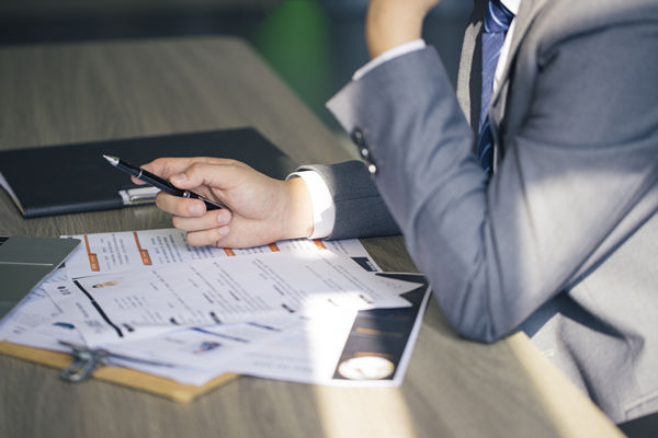 超越招聘：全面解析人力資源管理中的選、育、用、留