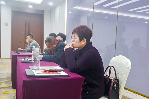 無錫市社區(qū)商會——勤新商會攜手正睿咨詢集團(tuán)為企業(yè)家賦能充電！