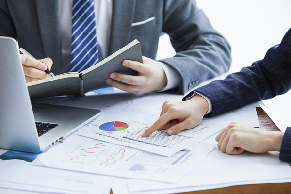 數(shù)據(jù)分析：精準(zhǔn)把握市場動(dòng)態(tài)，優(yōu)化營銷策略