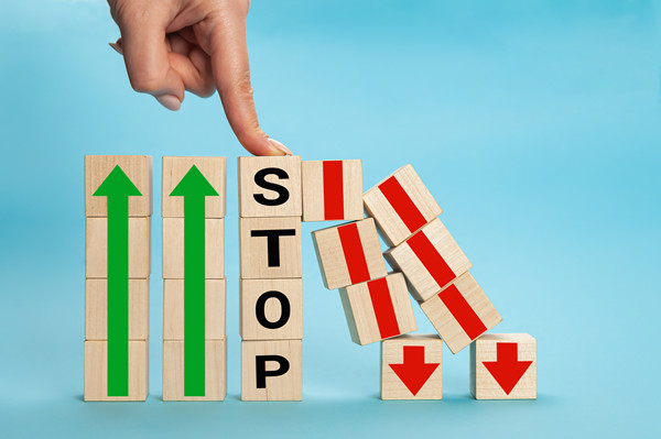 年度風(fēng)險防控計劃：風(fēng)險防范，穩(wěn)健前行