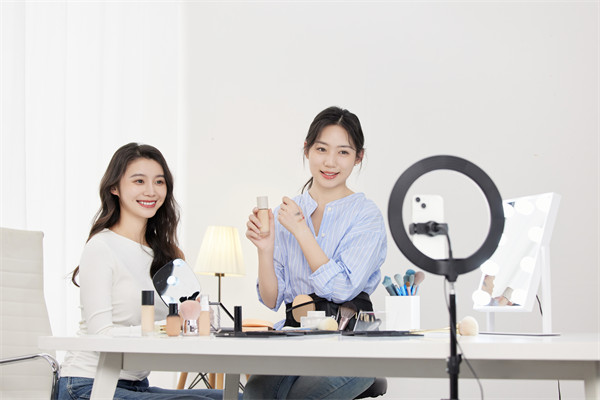 品牌數(shù)字化：借助數(shù)字技術(shù)，創(chuàng)新品牌營銷模式