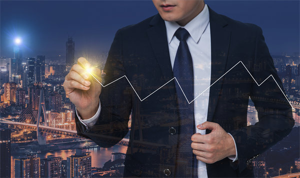 聚焦核心業(yè)務(wù)，優(yōu)化經(jīng)營(yíng)計(jì)劃，推動(dòng)企業(yè)高質(zhì)量發(fā)展