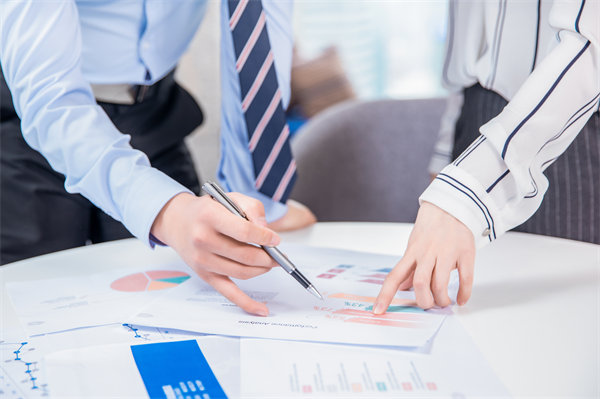 薪酬管理與員工績效評(píng)估聯(lián)動(dòng)，實(shí)現(xiàn)企業(yè)員工共同成長