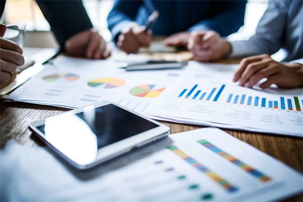 企業(yè)如何通過上年度的結(jié)果，修正下年度的經(jīng)營計劃？