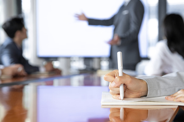 薪酬結(jié)構(gòu)如何與績效掛鉤，激勵員工追求卓越？