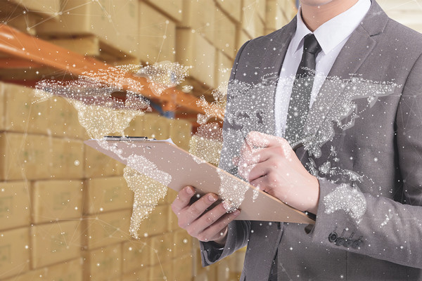 如何優(yōu)化供應(yīng)鏈以應(yīng)對(duì)突發(fā)市場需求波動(dòng)？