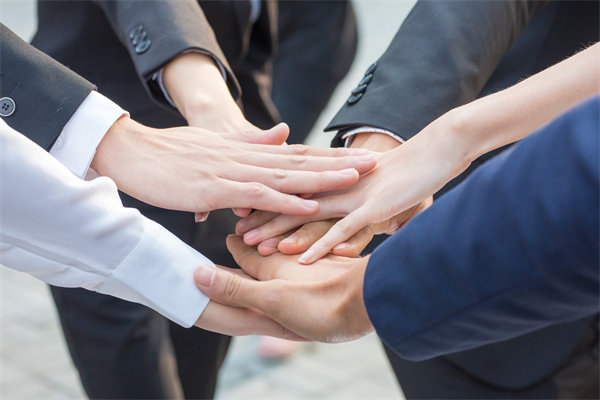 如何平衡員工工作與生活的界限，增強(qiáng)工作滿意度？