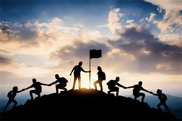 如何有效實(shí)施員工培訓(xùn)計(jì)劃，提升團(tuán)隊(duì)整體能力？