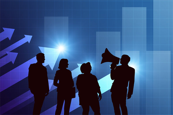 在制定年度經(jīng)營計劃時，如何平衡創(chuàng)新與穩(wěn)?。? />
</p>
<p>
	　　<strong>1、明確戰(zhàn)略定位：</strong>
</p>
<p>
	　　（1）首先，企業(yè)需要明確自己的長期戰(zhàn)略目標和當前的市場定位。
</p>
<p>
	　?。?）根據(jù)戰(zhàn)略定位，確定創(chuàng)新的方向和重點，同時評估創(chuàng)新對穩(wěn)健經(jīng)營的影響。
</p>
<p>
	　　<strong>2、制定詳細的經(jīng)營計劃：</strong>
</p>
<p>
	　?。?）分解年度目標，將創(chuàng)新項目和穩(wěn)健運營的任務具體落實到各個部門和團隊。
</p>
<p>
	　?。?）設定清晰的時間表、里程碑和預期成果，以便跟蹤和評估。
</p>
<p style=