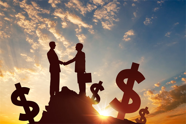 集團(tuán)管控中如何平衡總部與子公司決策權(quán)？集權(quán)與放權(quán)？