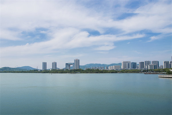 如何評(píng)估無(wú)錫管理咨詢公司的服務(wù)質(zhì)量與效果？