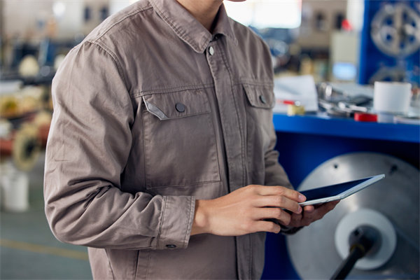 持續(xù)改進(jìn)機(jī)制在精益生產(chǎn)中如何驅(qū)動質(zhì)量與成本雙贏？