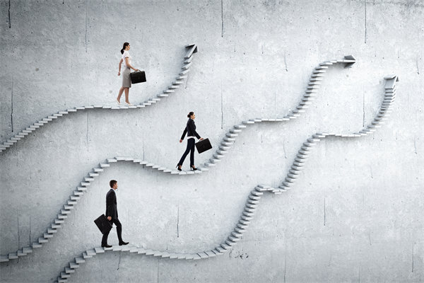 如何平衡員工個(gè)人績(jī)效與企業(yè)整體目標(biāo)，實(shí)現(xiàn)雙贏？