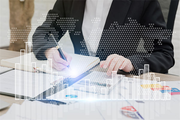 在數(shù)字化轉(zhuǎn)型背景下，績效管理體系如何創(chuàng)新與升級？