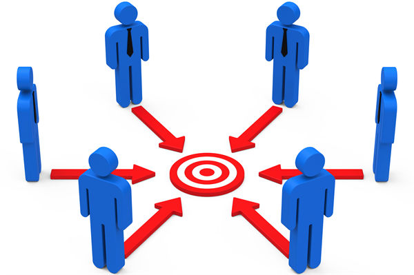 資源分配時，組織規(guī)劃如何平衡各部門需求與整體目標(biāo)？