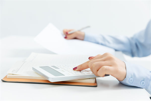 薪酬結構如何設計才能最大化激勵員工積極性？