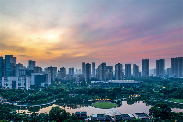 佛山預(yù)算管理咨詢公司如何助力企業(yè)實(shí)現(xiàn)預(yù)算精準(zhǔn)控制？