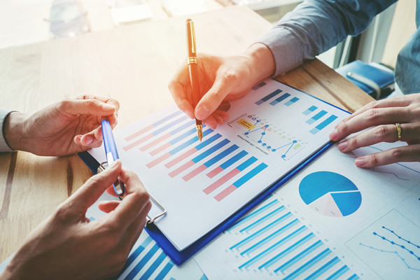 薪酬績(jī)效數(shù)據(jù)如何收集與分析，為決策提供支撐？