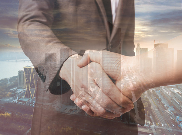 深陷管理困境？管理咨詢(xún)?yōu)槟悴鸾怆y題找出路！