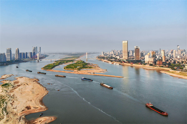 企業(yè)如何借助南昌營(yíng)銷咨詢公司提升品牌影響力和市場(chǎng)份額？