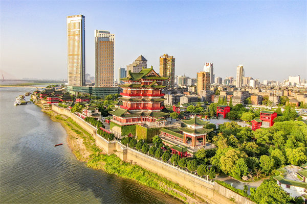 企業(yè)如何借助南昌薪酬咨詢公司優(yōu)化薪酬結(jié)構(gòu)以激勵(lì)員工？