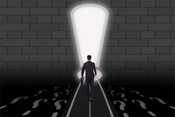 內(nèi)部矛盾重重，管理咨詢(xún)?nèi)绾沃χ亟ê椭C高效組織？