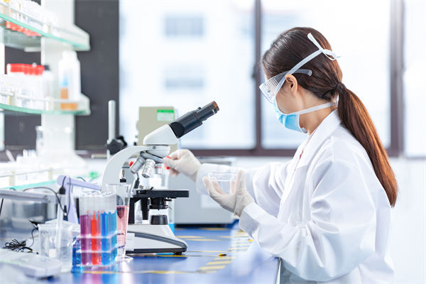 當(dāng)行業(yè)競(jìng)爭(zhēng)白熱化，戰(zhàn)略管理如何助企業(yè)脫穎而出？