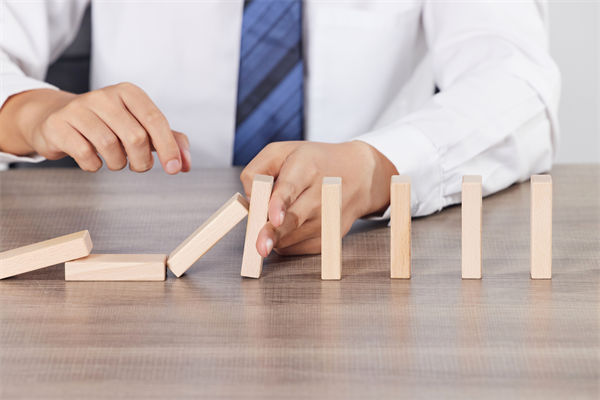 集團(tuán)與子公司管控失靈，如何重塑體系實(shí)現(xiàn)高效協(xié)同？