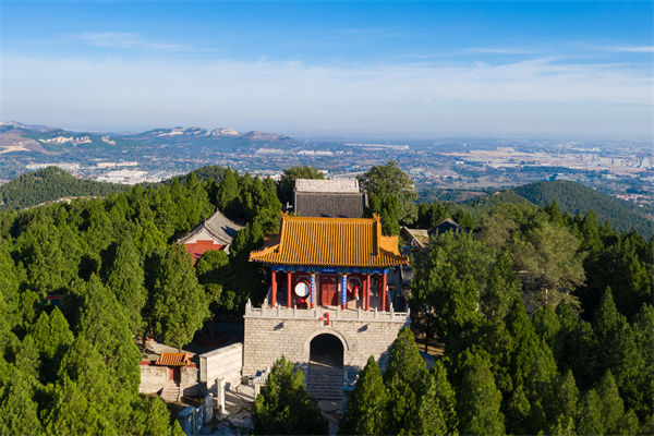 濰坊企業(yè)年度計劃總變卦執(zhí)行失效，濰坊年度經(jīng)營計劃咨詢公司如何校準(zhǔn)動態(tài)機(jī)制？