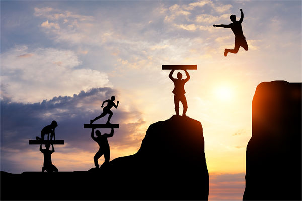 企業(yè)文化淪為口號：形式主義背后藏著哪些管理危機(jī)？