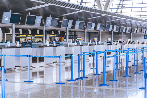 航班即將關(guān)閉艙門(mén)發(fā)現(xiàn)2人上錯(cuò)飛機(jī)，有何精益啟示？