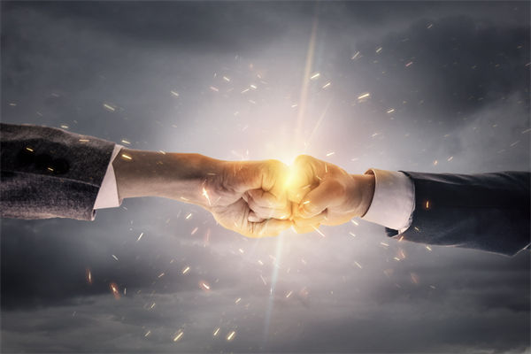 文化手冊寫滿崇高理念，基層執(zhí)行為何總唱反調(diào)？