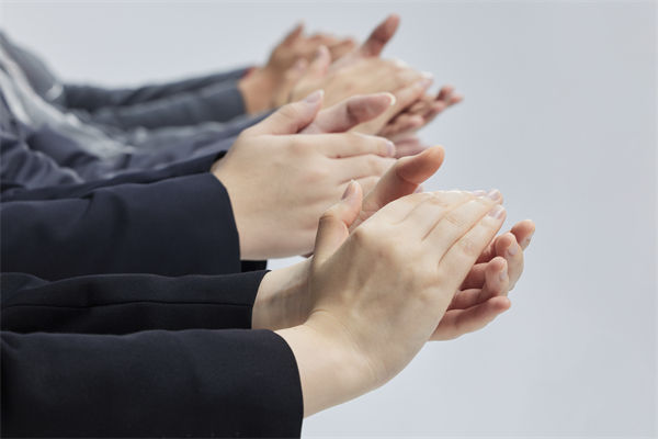 企業(yè)文化管理為何總走樣？這些隱性斷層您察覺(jué)了嗎？