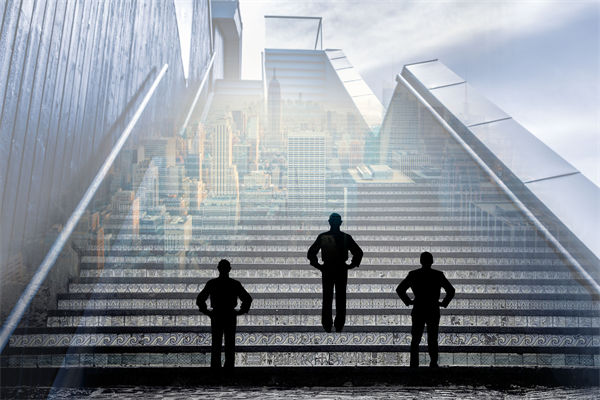 績效反饋只談問題，員工成長動力該如何真正激活？