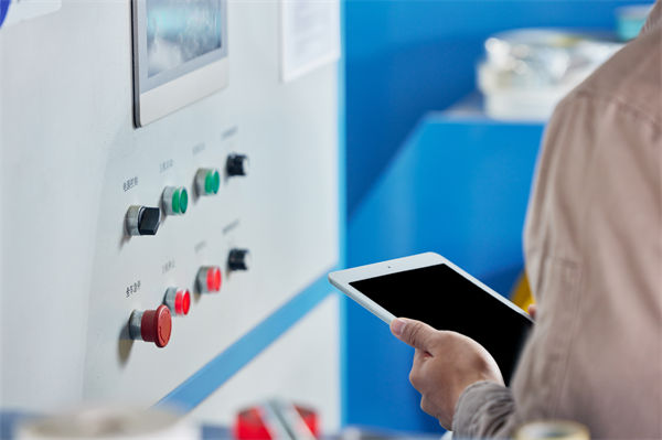 員工抵觸流程變革，數(shù)字化管理轉型如何真正落地？