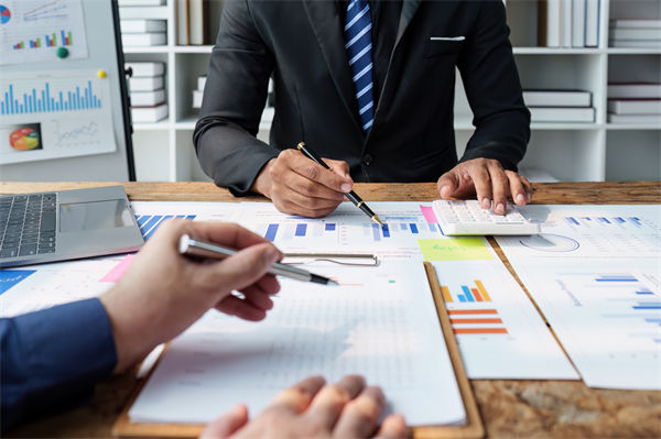 效能提升乏力，數(shù)智化咨詢怎樣協(xié)助找到破局支點？