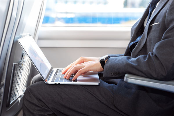 高鐵站下架泡面不如站臺(tái)禁吸煙，組織規(guī)劃管理啟示