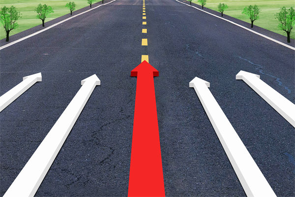 市場(chǎng)競(jìng)爭(zhēng)白熱化，企業(yè)戰(zhàn)略管理如何構(gòu)建差異化優(yōu)勢(shì)？