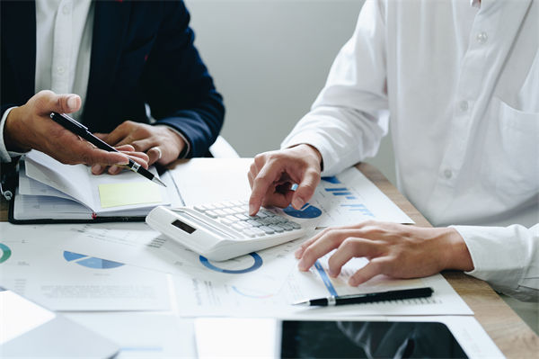 暑期檔電影票房破115億，預(yù)算管理咨詢怎么看？