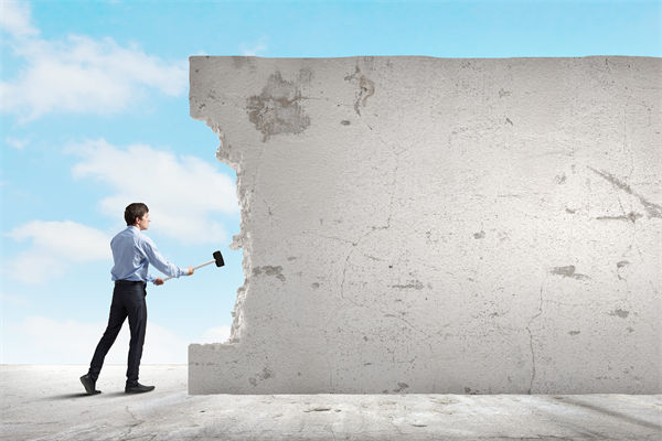 部門壁壘固化協(xié)作失靈，戰(zhàn)略推進處處受阻怎么解？