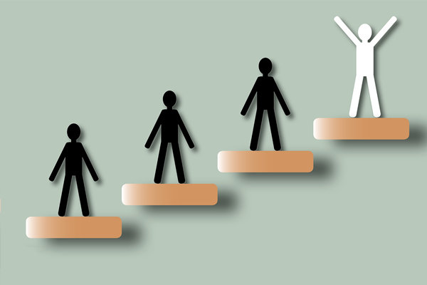 本土駐廠企業(yè)年度經(jīng)營計(jì)劃咨詢公司選哪家，能落地目標(biāo)拆解不？